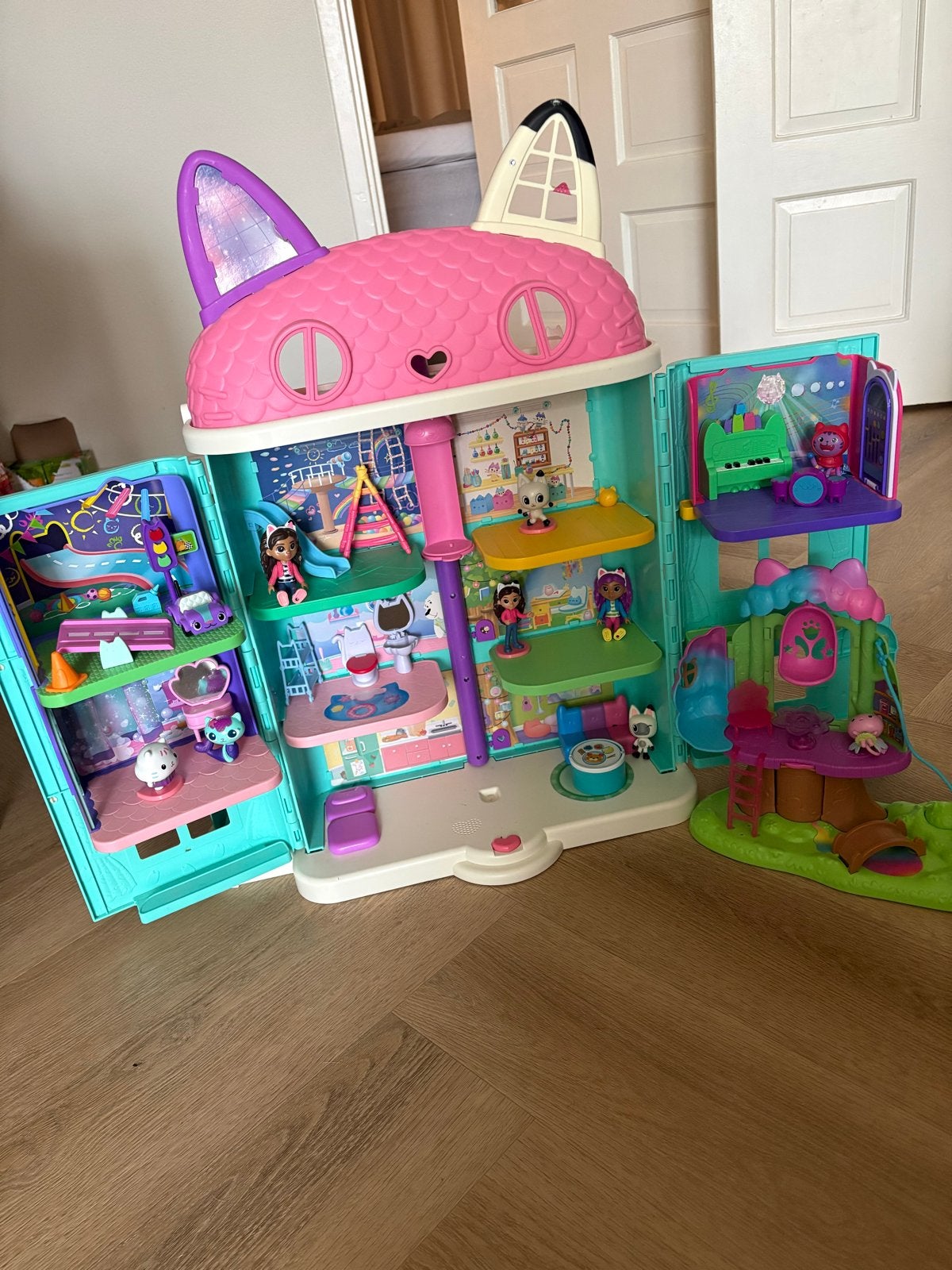 Gabby's Poppenhuis met accessoires, Ophalen, Zo goed als nieuw, Meisje