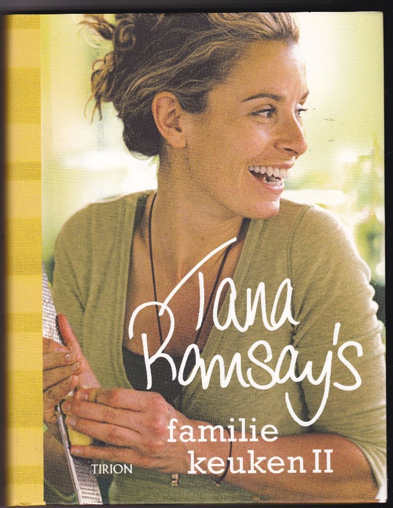 Tana Ramsay's Familiekeuken 2, Ophalen of Verzenden, Zo goed als nieuw, Tana Ramsay.