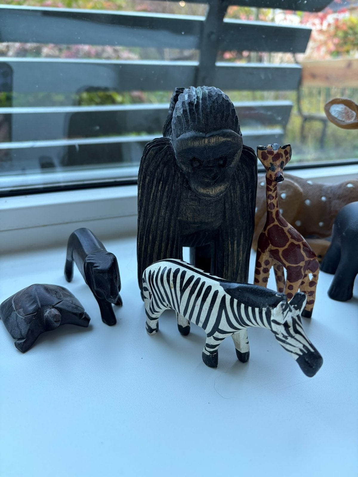 Diverse dierenbeeldjes: hout, steen en kunststof, Verzamelen, Ophalen of Verzenden, Gebruikt, Wild dier, Beeldje of Figuurtje