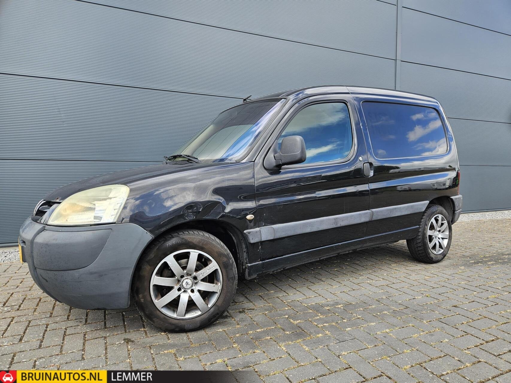 Peugeot Partner 170C 1.9 D airco marge trekhaak, Auto's, Stof, Gebruikt, Zwart, Origineel Nederlands