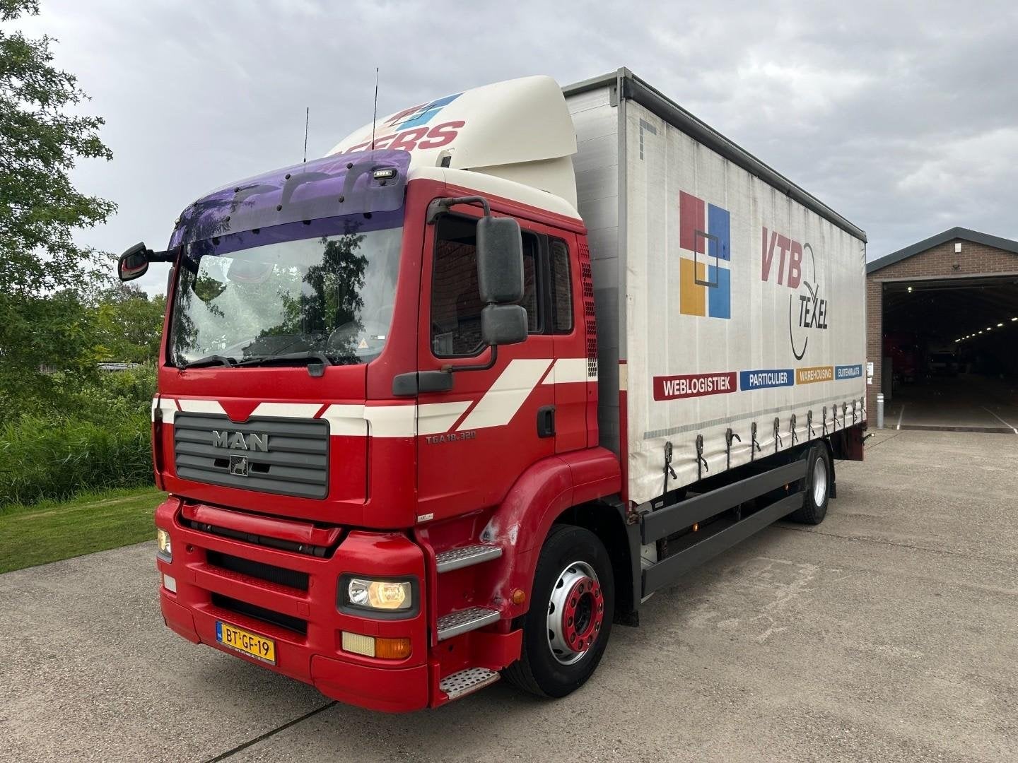 MAN TGA 18.320 4X2 BL / NL TRUCK / EURO 4 / AUTOMAAT / SCHUI, Auto's, Automaat, Stoelverwarming, Achterwielaandrijving, 319 pk
