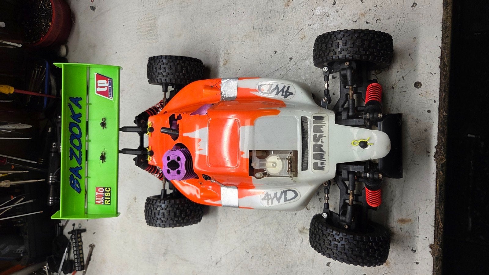 Te koop leuke carson, Gebruikt, Ophalen of Verzenden, Schaal 1:10, Auto onroad