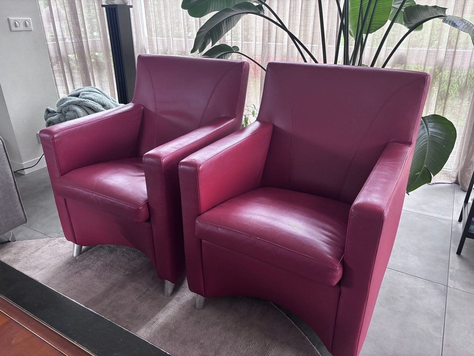2x Leolux fauteuils - rood leer - zo goed als nieuw, Huis en Inrichting, Ophalen, Zo goed als nieuw, Leer, 75 tot 100 cm