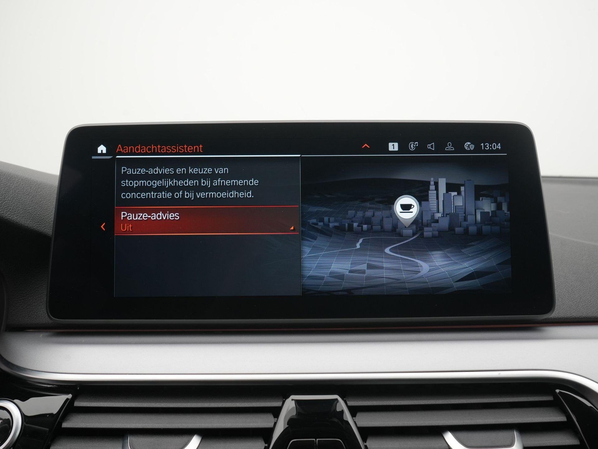 Foto 18 van BMW 5-serie Touring 520i High Executive