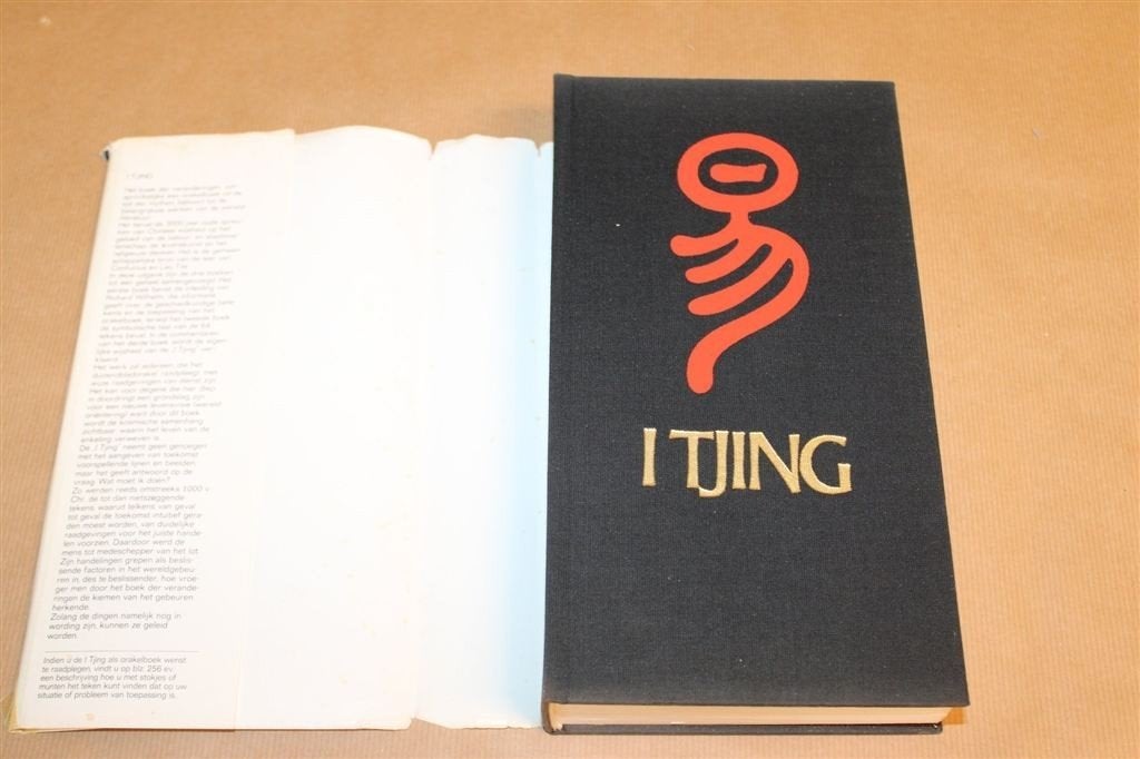 I Tjing Boek der Veranderingen — Jung, Wilhelm Vintage 1975, Ophalen of Verzenden, Gelezen, Overige onderwerpen, Achtergrond en Informatie