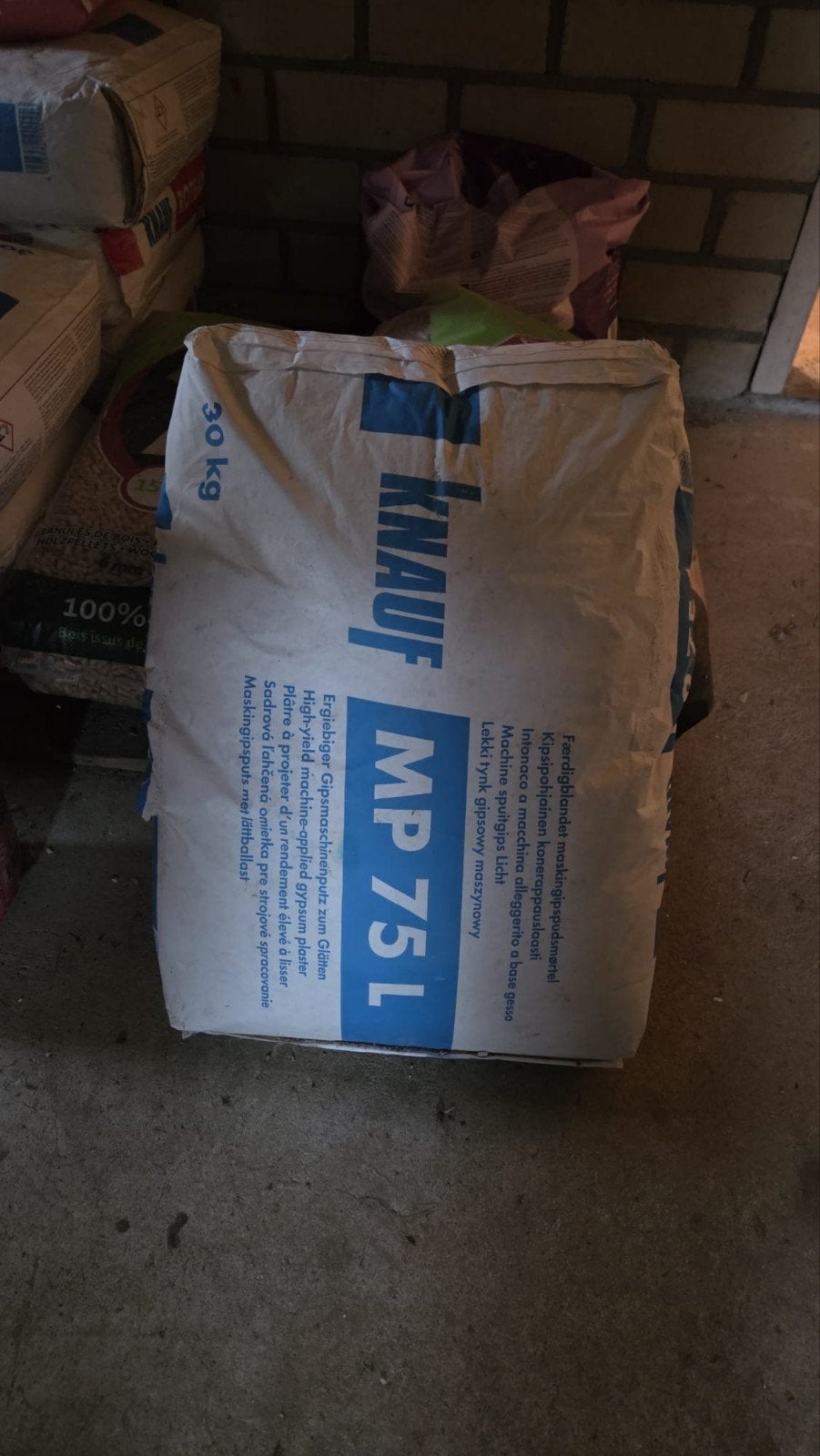 Knauf MP 75 L Spuitgips - 30 kg zak, Ophalen, Wandtegels, Minder dan 20 cm, Minder dan 5 m²