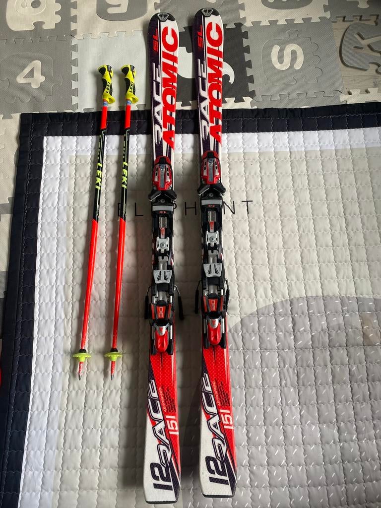 Race Atomic Ski's, Ophalen, 140 tot 160 cm, Gebruikt, Atomic