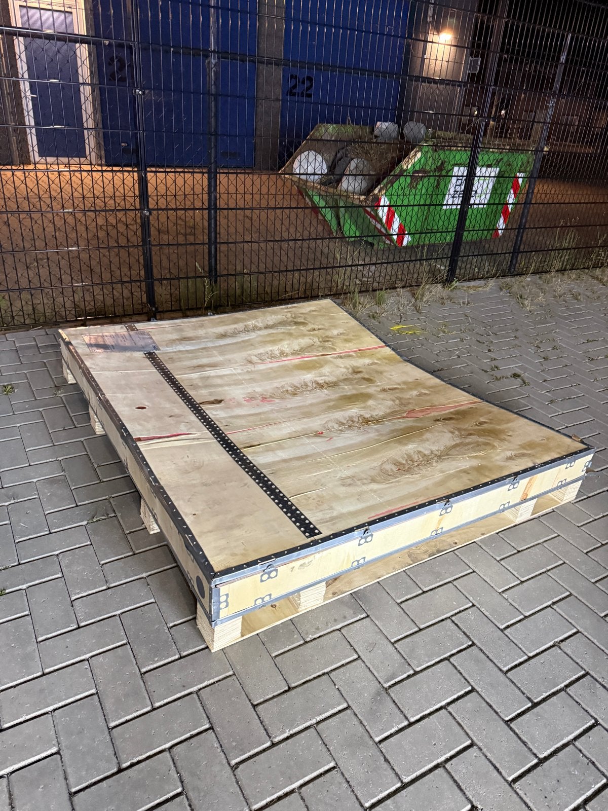 Ruime houten verzendkist 180x160x15 cm, Huis en Inrichting, Woonaccessoires | Kisten, Ophalen, Gebruikt