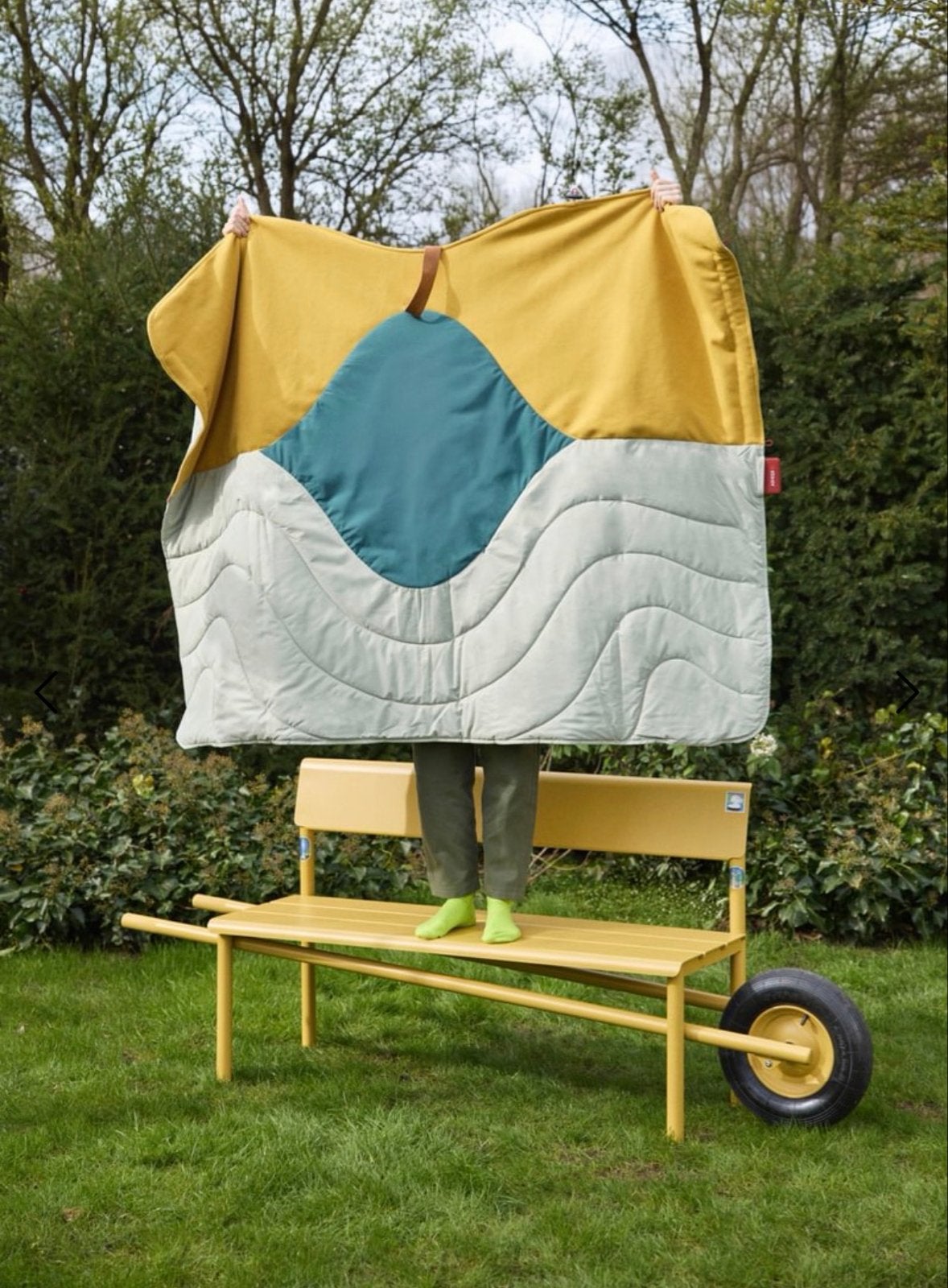 Weltevree x Stoov: Huge Hug - Design Meets Dawn deken, Overige merken, Meerkleurig, Nieuw, Ophalen of Verzenden