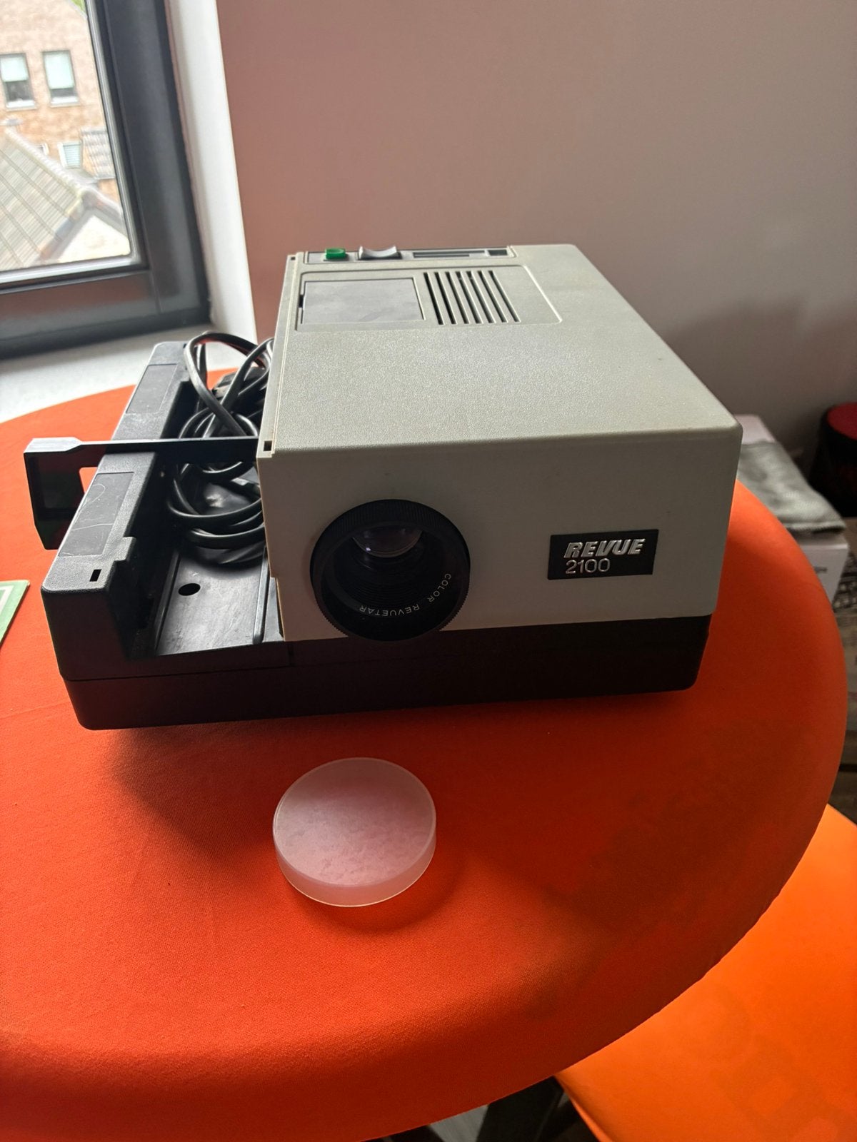 Diaprojector, Ophalen of Verzenden, Zo goed als nieuw