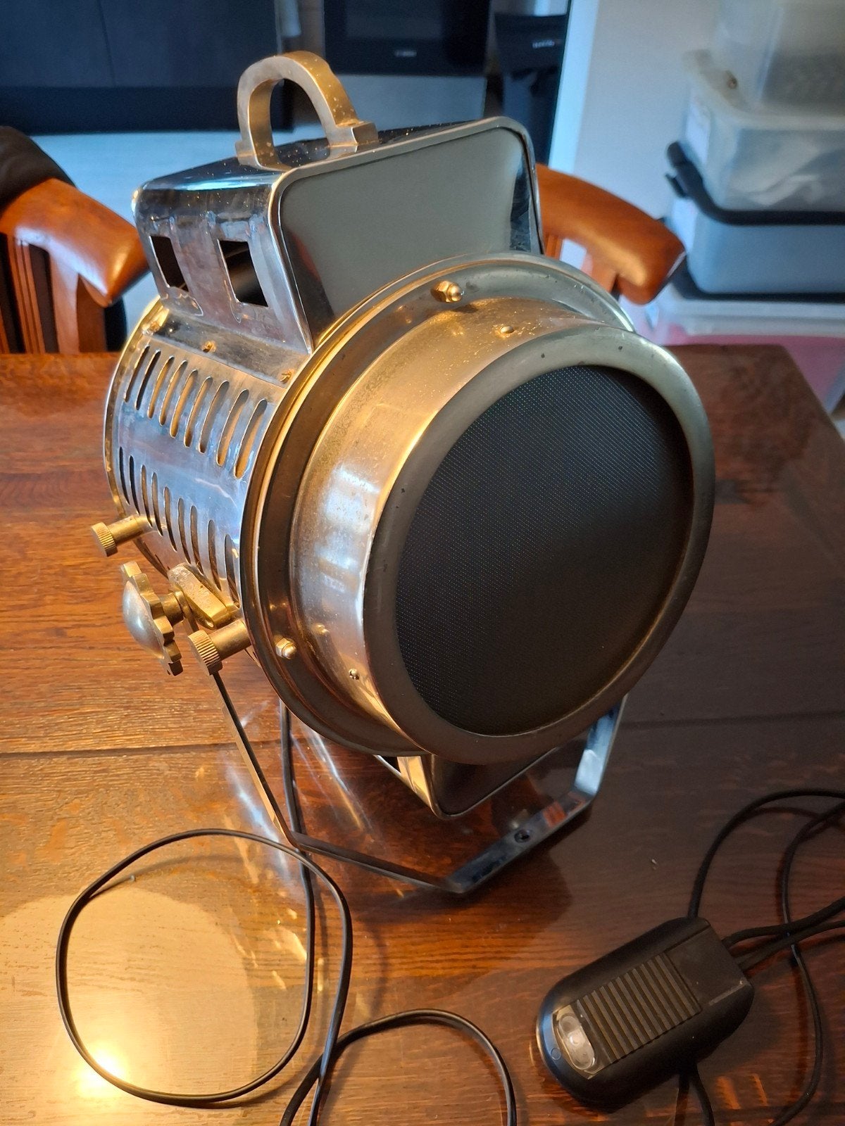 Vintage Industriële Spotlamp / Theaterlamp, Ophalen of Verzenden