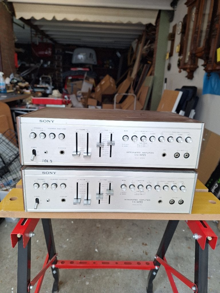 SONY RETRO VERSTERKERS .TA 1055 2 STUKS DEZELFDE, Ophalen, Gebruikt, 120 watt of meer, Sony