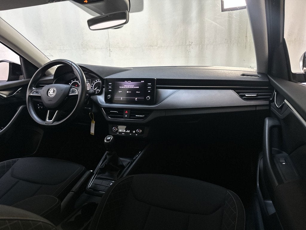 Skoda Scala 1.0 TSI 116pk Ambition App-Connect Climate Contr, Auto's, Skoda, Voorwielaandrijving, Gebruikt, Met garantie (alle)
