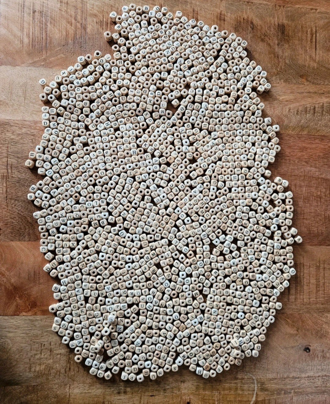 1565 houten letter kralen, Ophalen, Nieuw, Kraal