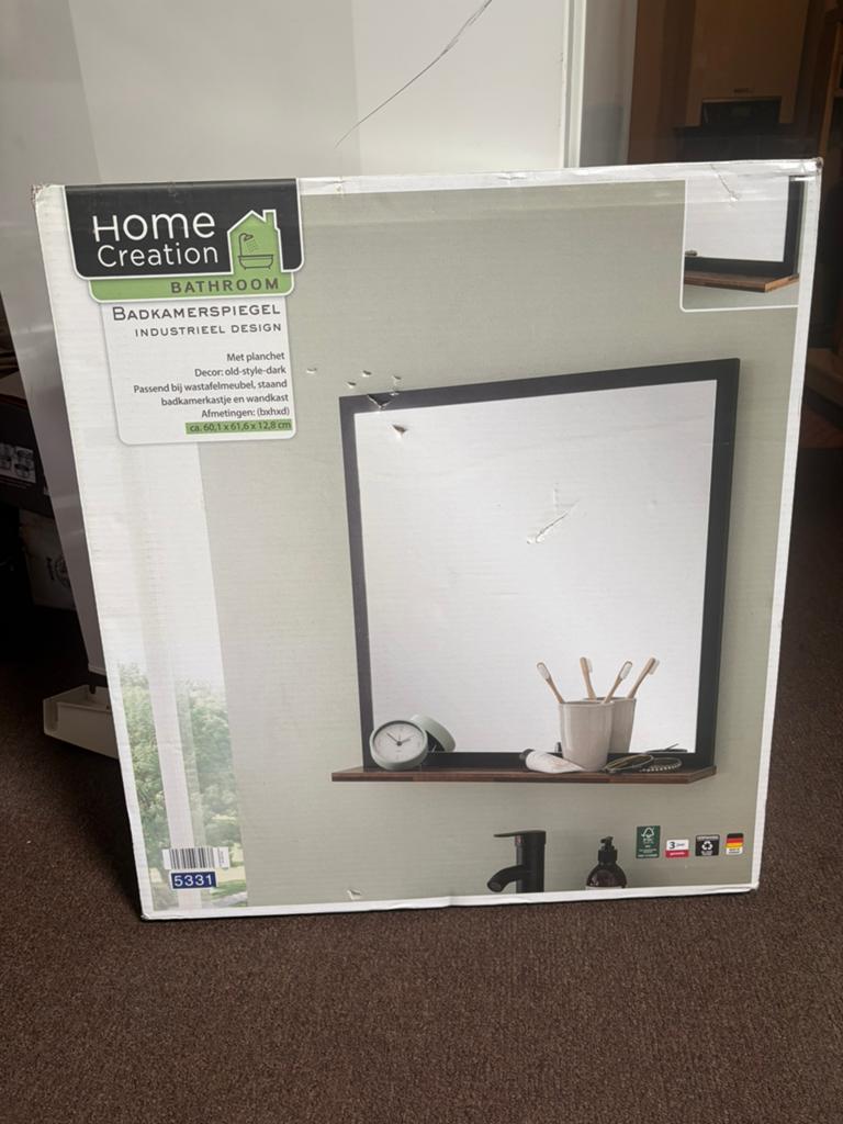 Badkamer spiegel, Huis en Inrichting, Badkamer | Badkamermeubels, Ophalen, Overige typen, Nieuw, 50 tot 100 cm