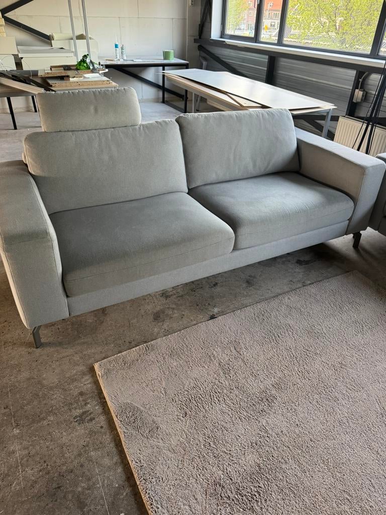 2x Pronto Wonen 3-zits banken met neksteunen - Grijs, Gebruikt, Driepersoons, 75 tot 100 cm, Ophalen of Verzenden
