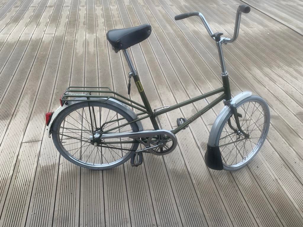Gazelle kwikstep groen 22 inch, Fietsen en Brommers, Ophalen, Zo goed als nieuw, Gazelle, Terugtraprem