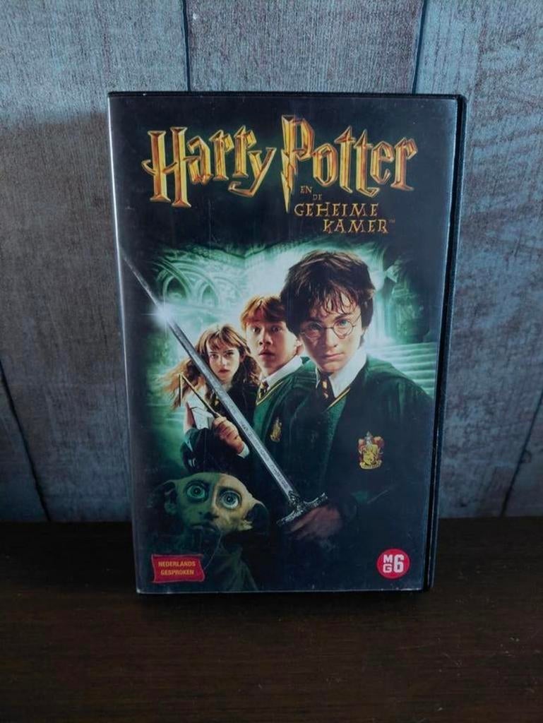 Harry Potter en de Geheime Kamer videoband NIEUW IN FOLIE, Cd's en Dvd's, VHS | Film, Vanaf 6 jaar, Ophalen of Verzenden, Nieuw in verpakking