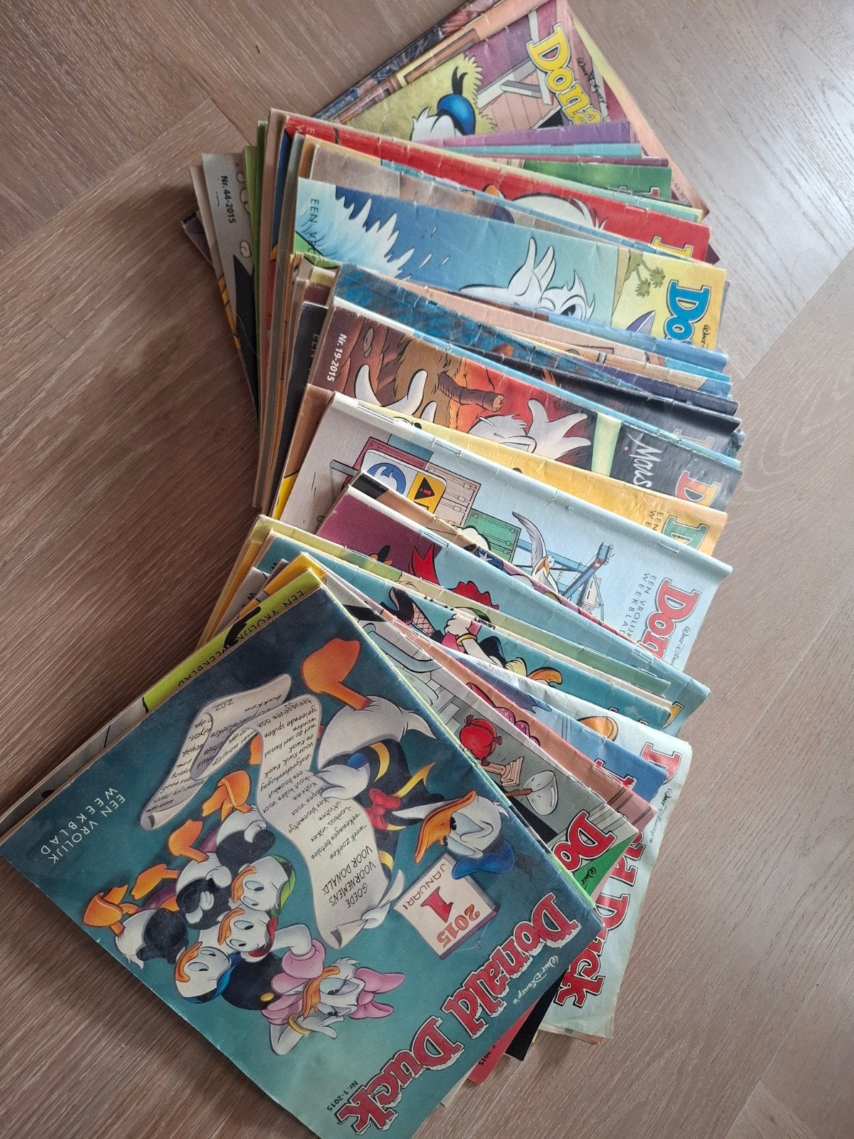 Donald Duck weekblad 2015 - Gedeeltelijke serie, Meerdere stripboeken, Ophalen, Gelezen