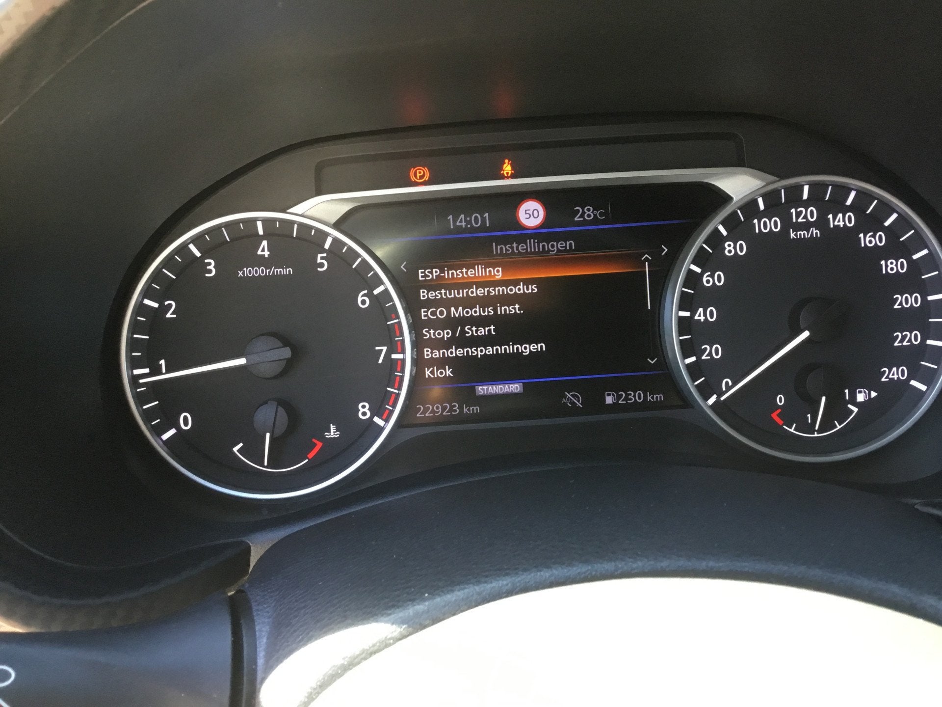 Foto 14 van Nissan Juke 1.0 DIG-T N-Design (bj 2023)