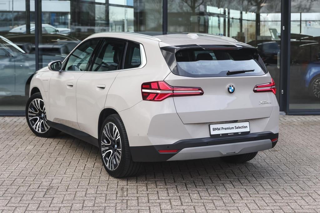 BMW X3 30e xDrive Automaat / Panoramadak / Trekhaak / Sports, 1998 cc, Gebruikt, 4 cilinders, Bedrijf