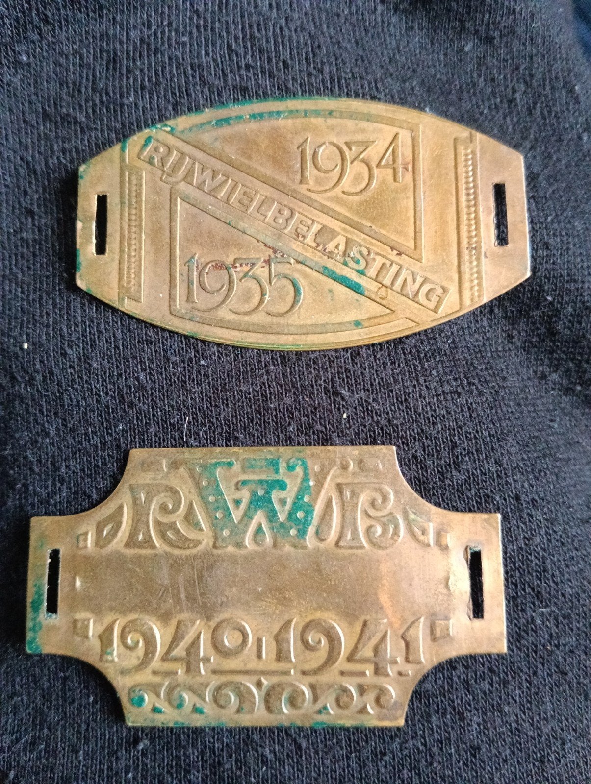 Oude Rijwielbelastingplaatjes 1934-1935 en 1940-1941, Verzamelen, Ophalen of Verzenden, Gebruikt