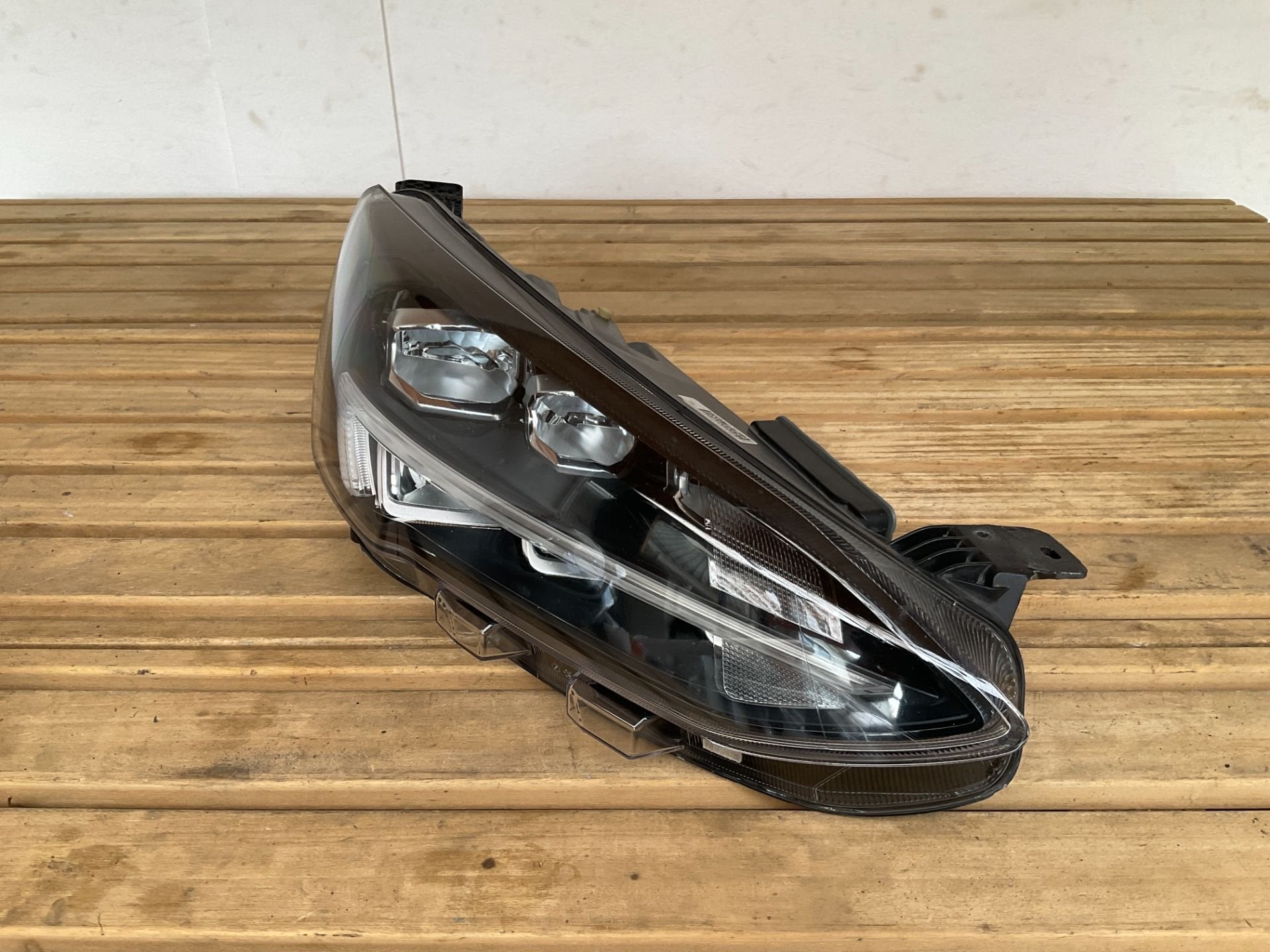 Koplamp Ford Focus MK4 MX7B13E014EB LED Rechts b3-431, Gebruikt, Info@ford.com, Ophalen of Verzenden, Ford