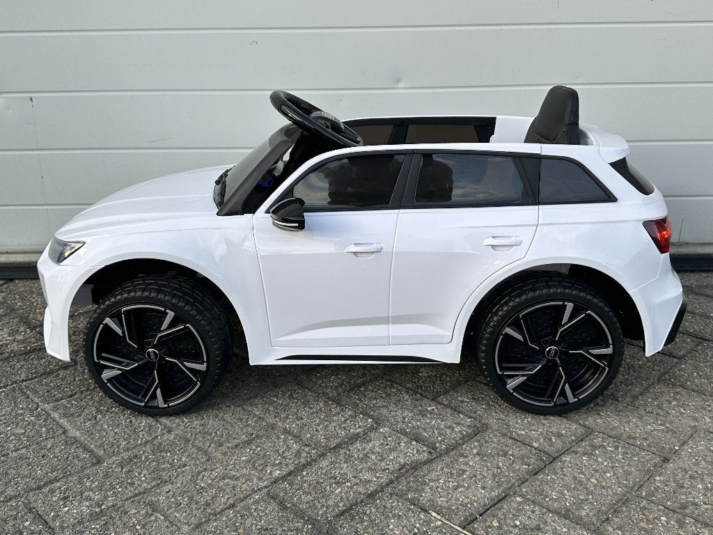 Kinders Auto Audi RS6 12v  / Leder / Rubberband / Bluetooth, Nieuw