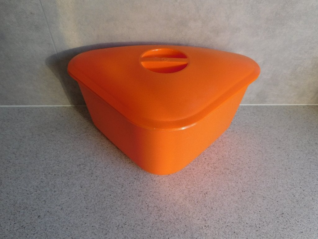 Tupperware Multi Driehoek Oranje, Huis en Inrichting, Keuken | Tupperware, Ophalen of Verzenden, Zo goed als nieuw, Oranje, Overige typen