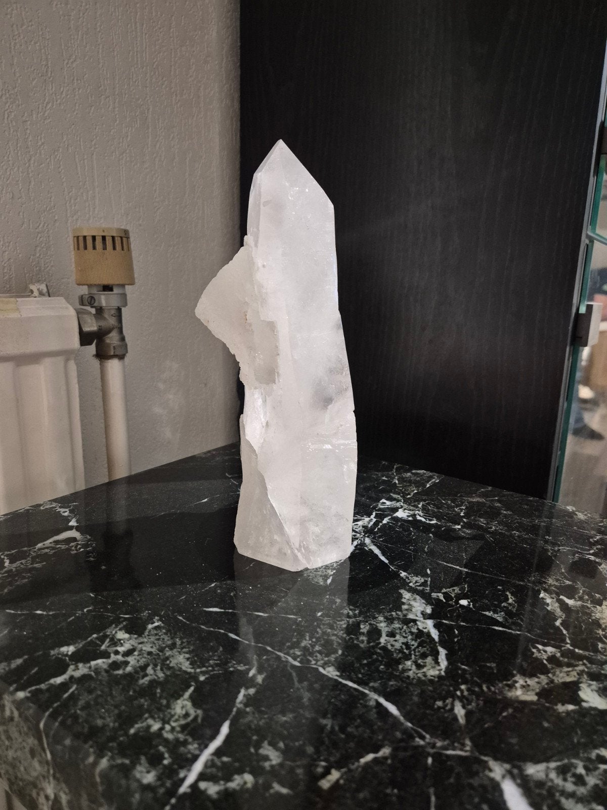 Kristallen Obelisk, Ophalen