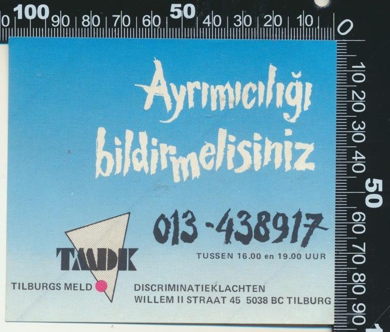 Sticker: Tilburgs Meld Discriminatieklachten - Tilburg (2), Ophalen of Verzenden, Zo goed als nieuw, Bedrijf of Vereniging