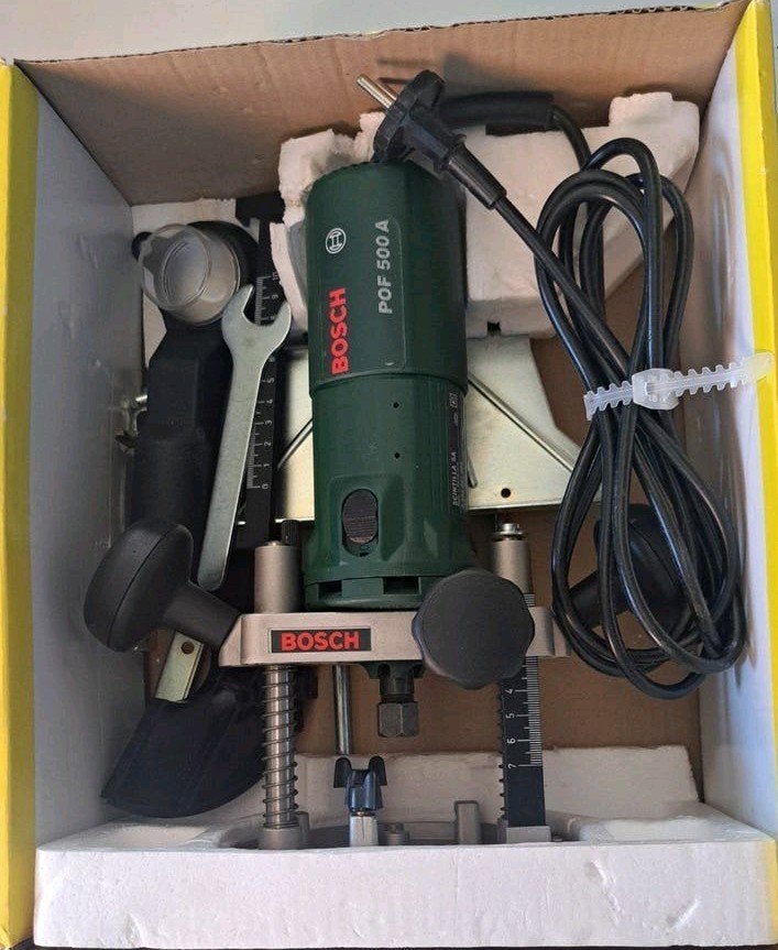 Te koop Bosch bovenfrees POF 500. Absolute nieuwstaat., Ophalen of Verzenden, Zo goed als nieuw, Bovenfrees, Bosch