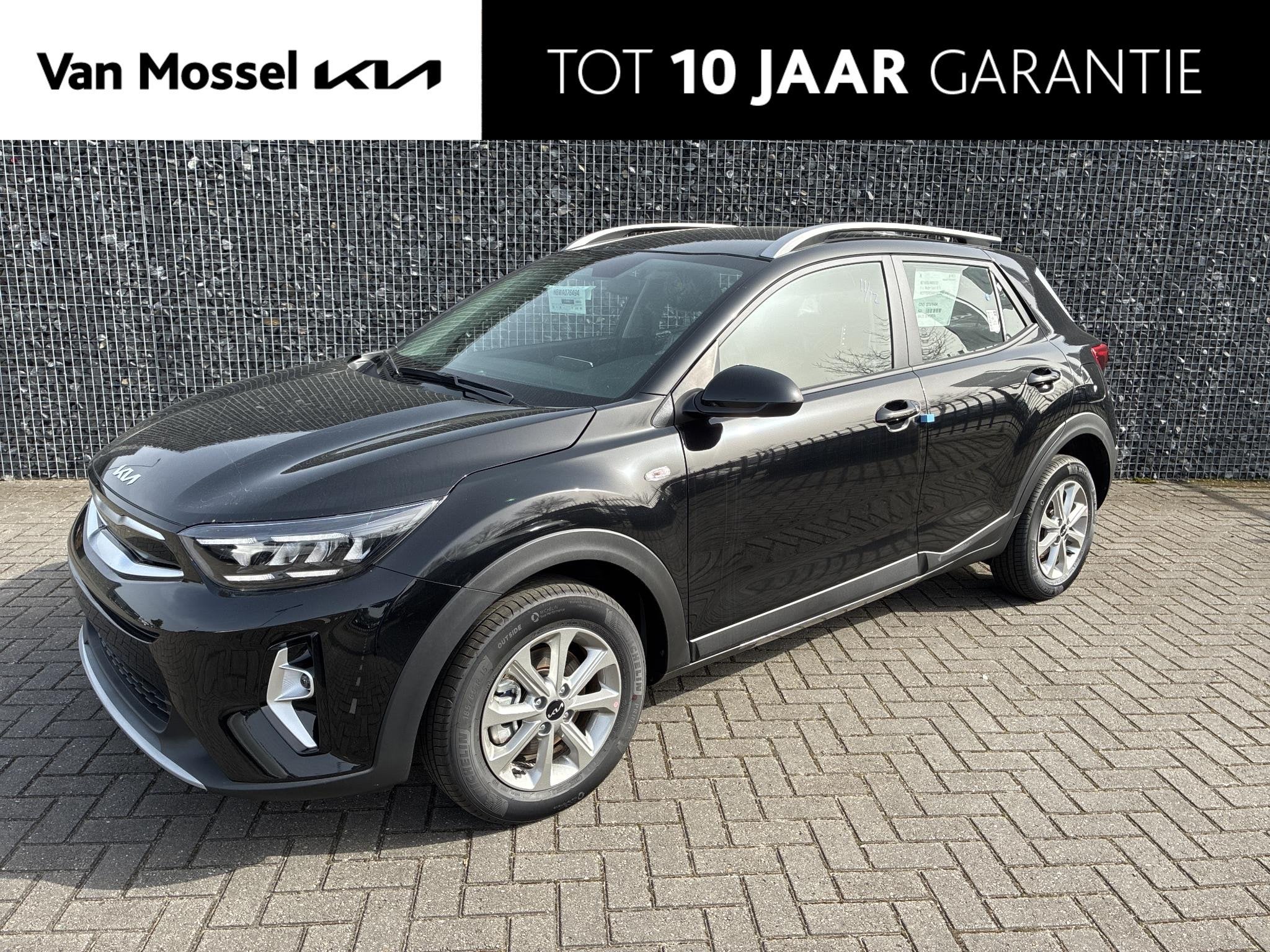 Kia Stonic 1.0 T-GDi MHEV DynamicLine | RIJKLAAR PRIJS | Nav, Auto's, Dealer onderhouden, 710 kg, Euro 6, Zwart