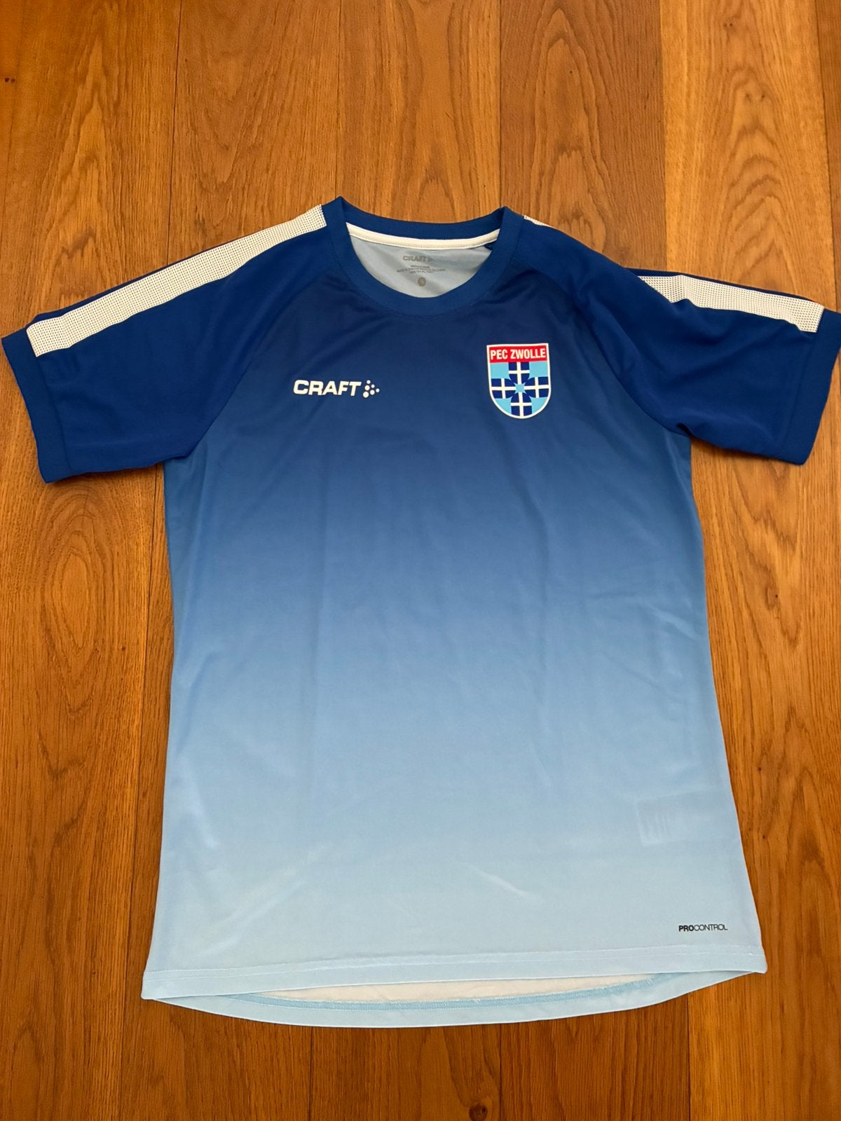 Pec Zwolle trainingsshirt S, Maat S, Ophalen of Verzenden, Zo goed als nieuw, Shirt