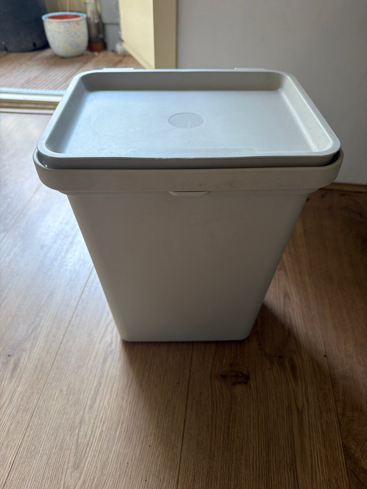 ikea Hallbar 10L afvalemmer met deksel, Gebruikt, Ophalen of Verzenden, 5 – 50, Minder dan 50 cm