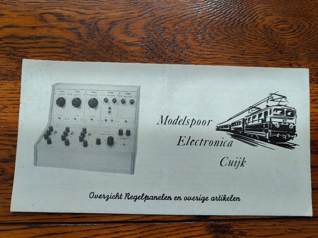 Oude modelspoor folder regelpanelen, Verzenden, Zo goed als nieuw, Folder