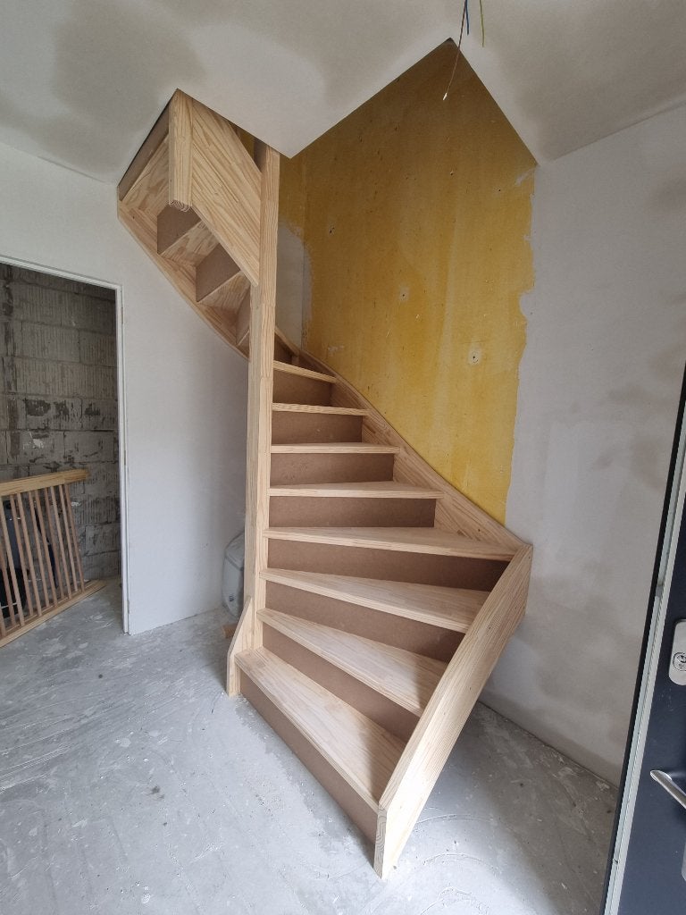 TRAPPEN TRAPPEN TRAPPEN VOOR SCHERPE PRIJZEN, Ophalen of Verzenden, Nieuw, Trap, 2 tot 4 meter