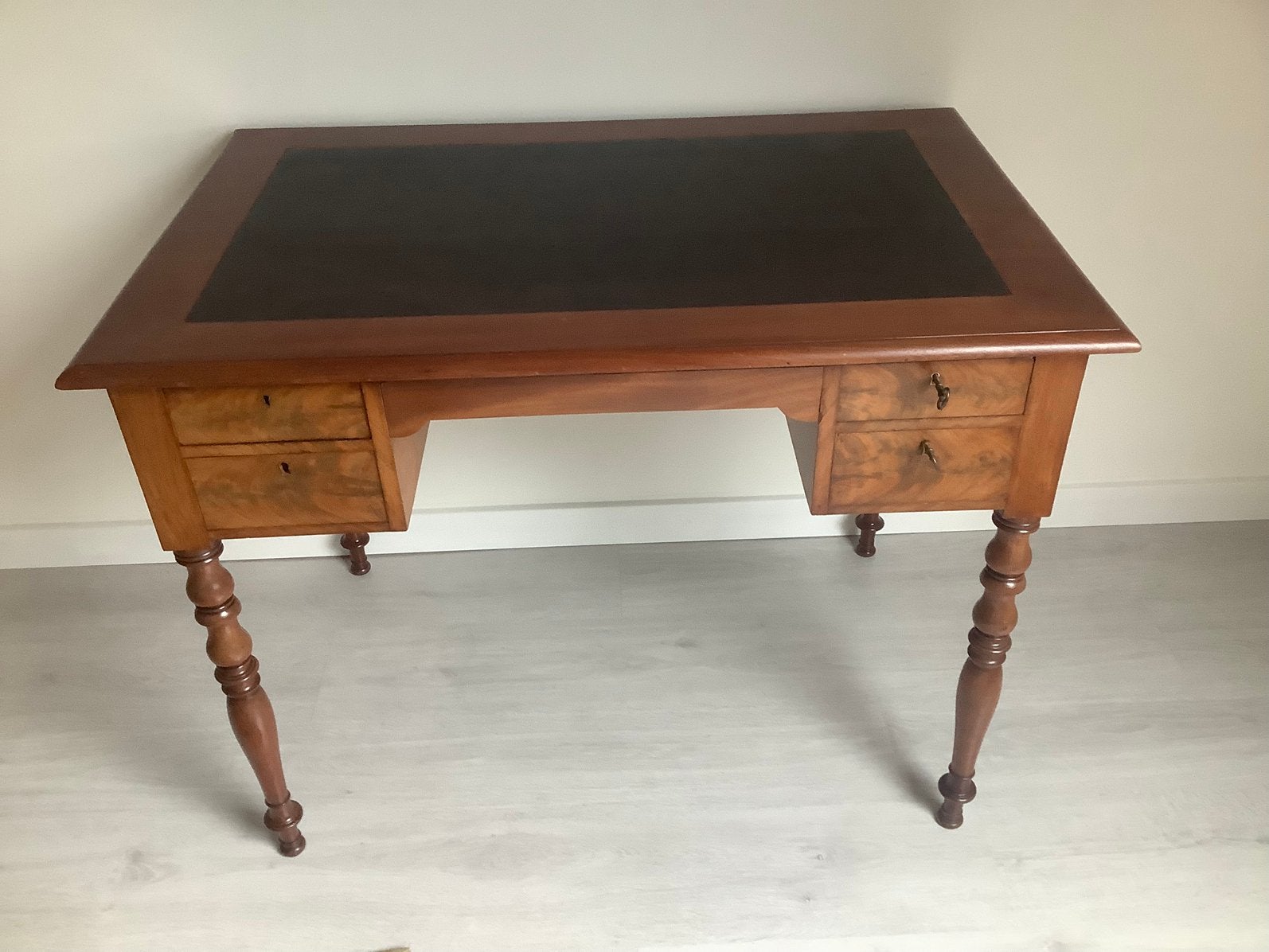Antieke hollandse schrijftafel, mahonie. Met stoeltje, Ophalen