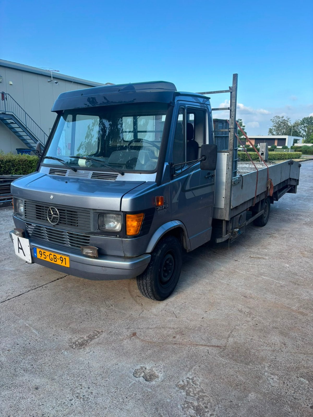 Mercedes benz 307, Ophalen of Verzenden, Gebruikt, 250 cm of meer, Planken