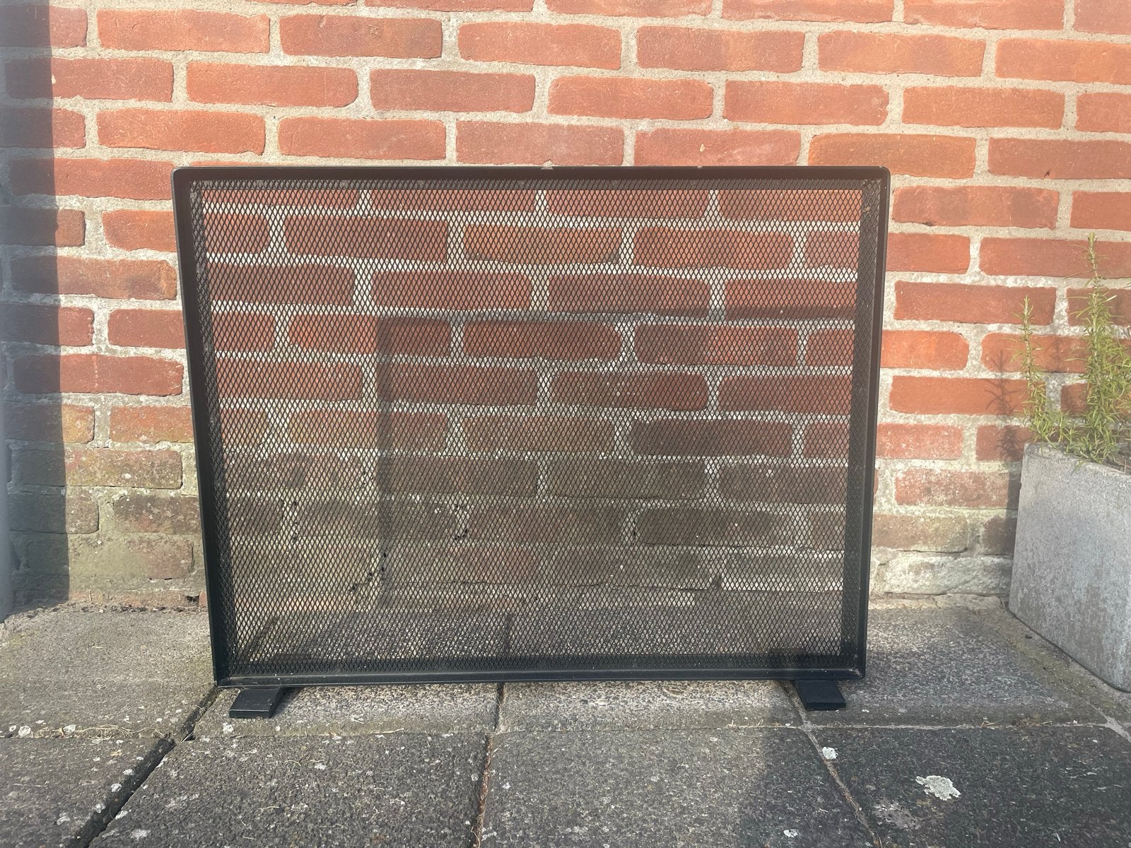 Zwart metalen spatscherm voor openhaard (H52xB67 cm), Huis en Inrichting, Ophalen, Gebruikt, Overige soorten