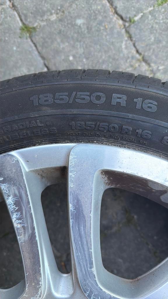 4x 185/50 R16 banden + licht metaal velgen, Ophalen, Gebruikt, 16 inch, Banden en Velgen