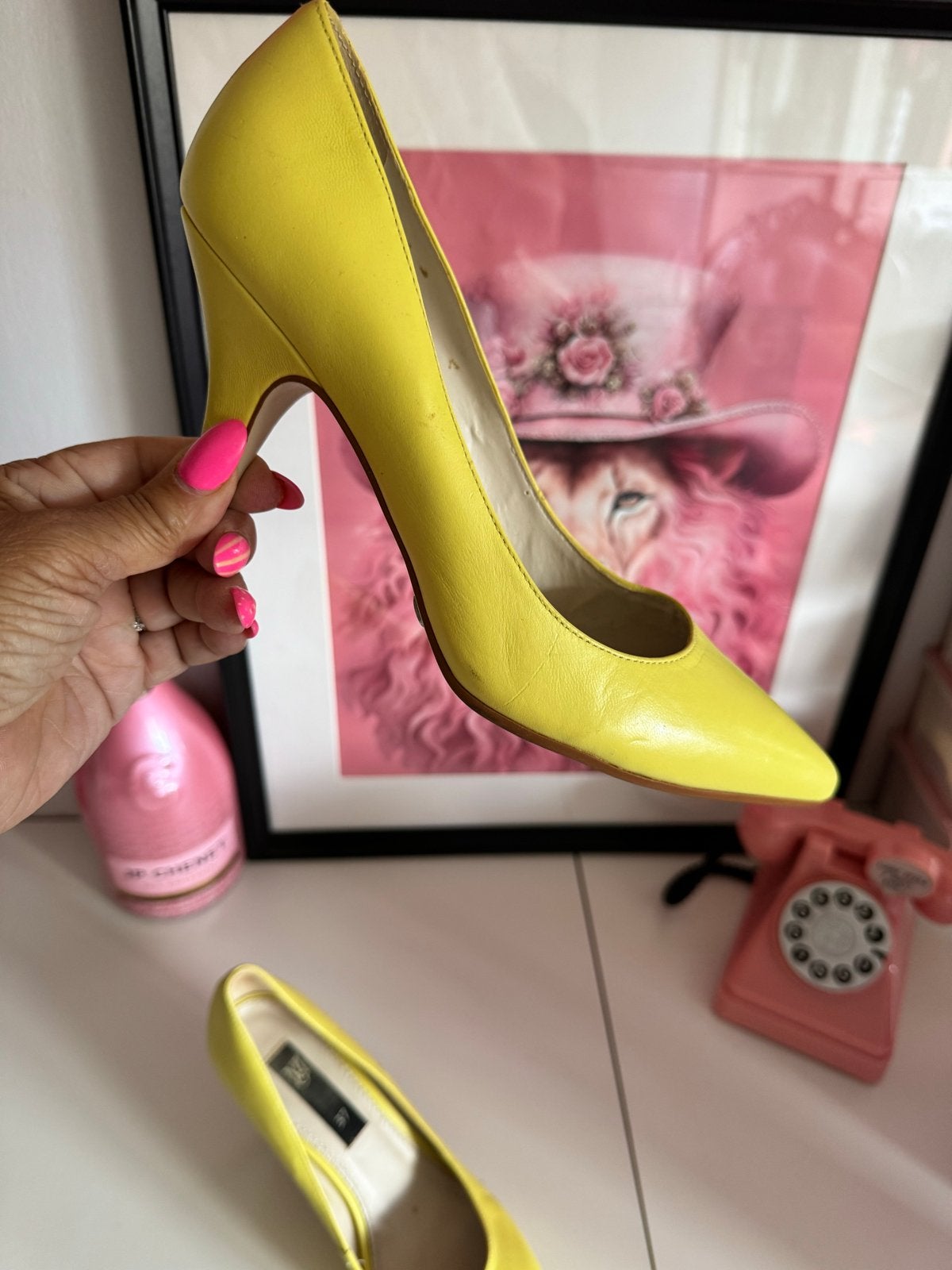 Gele Dames Pumps Maat 37 met kleine gebreken, Ophalen of Verzenden, Gedragen, Geel, Pumps