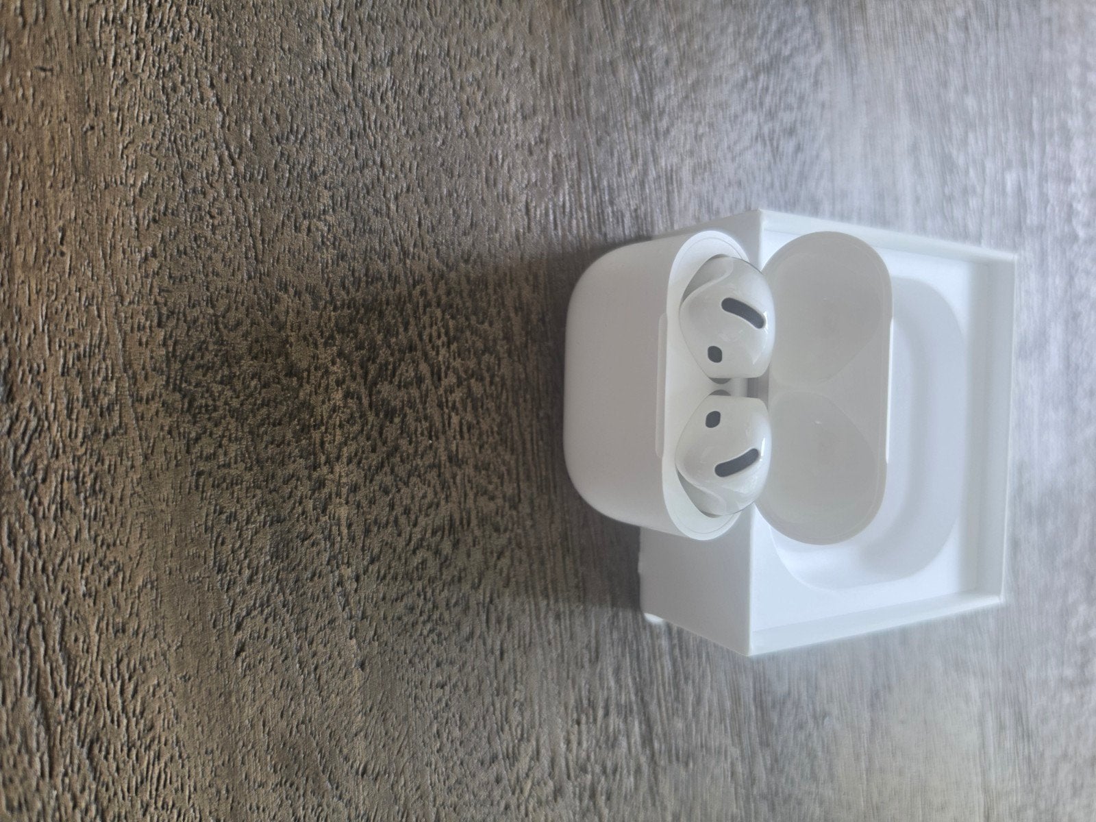 Apple AirPods 4 met Active Noise Cancellation, Ophalen, Actieve ruisonderdrukking, Nieuw, Apple