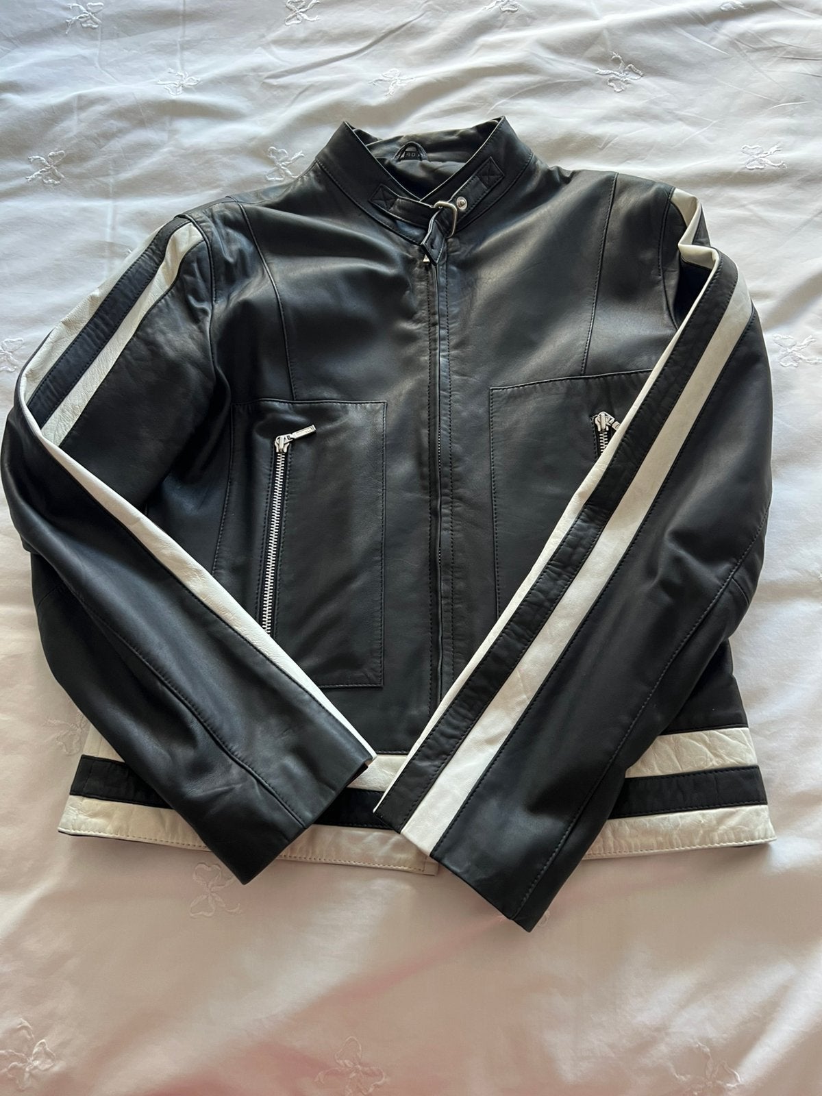 Zwart met witte streep Leder Jasje maat 40, Ophalen, Zo goed als nieuw, Maat 38/40 (M), Zwart