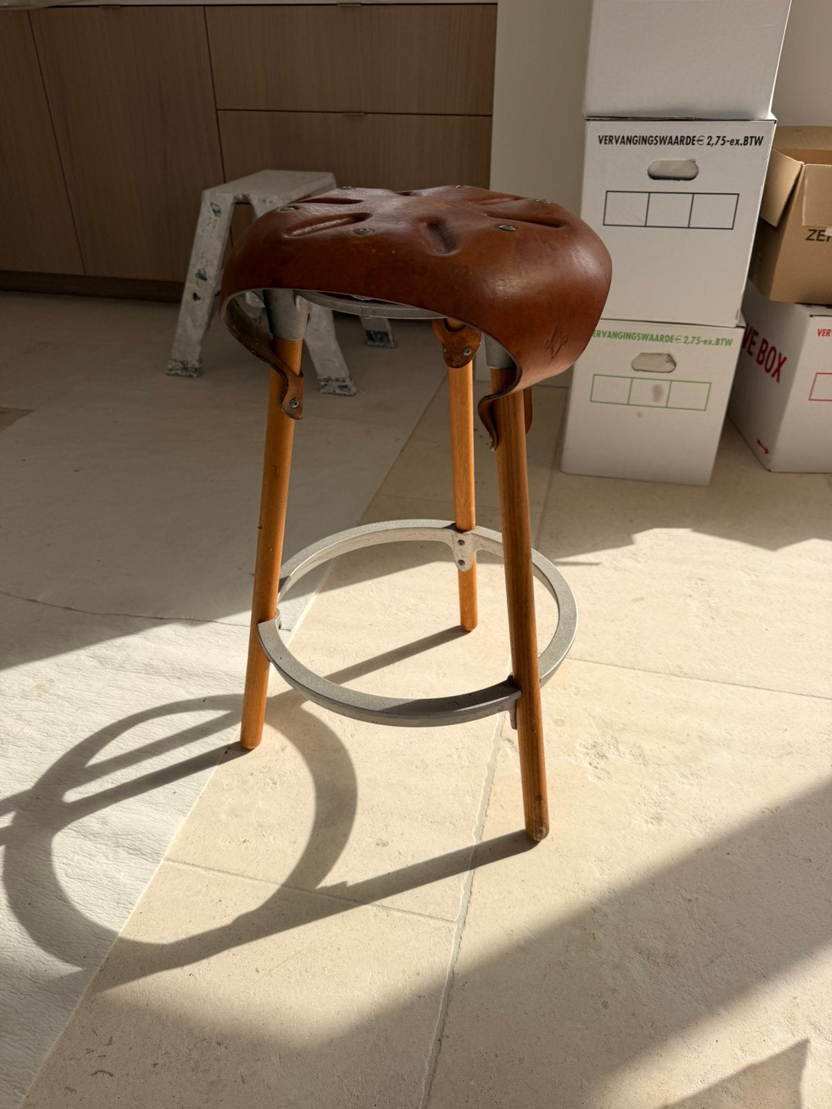 Barkruk Sjoerd Vroonland, 1 kruk, Ophalen, Gebruikt, 60 tot 90 cm