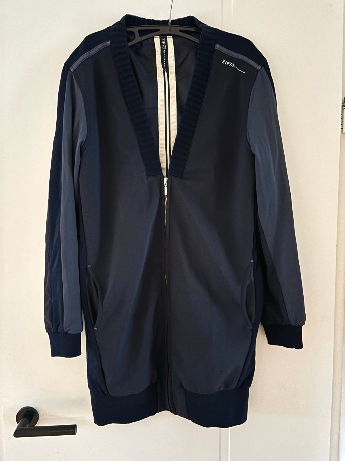Zip73 vest travelstof als nieuw maat 38, Ophalen of Verzenden, Zo goed als nieuw, Maat 38/40 (M), Blauw
