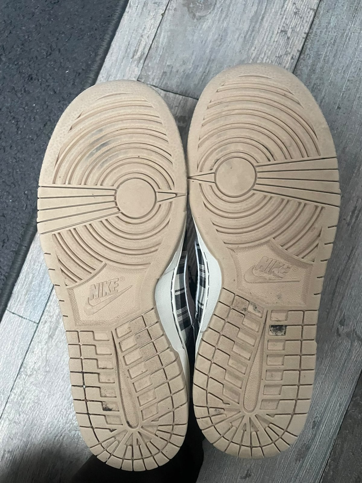 Sb dunk low travis scott, Zwart, Ophalen of Verzenden, Sneakers of Gympen, Zo goed als nieuw