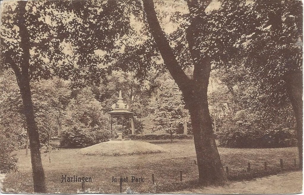 Harlingen (Frl.) In het Park, ca. 1900, Ophalen of Verzenden, Voor 1920, Ongelopen, Friesland