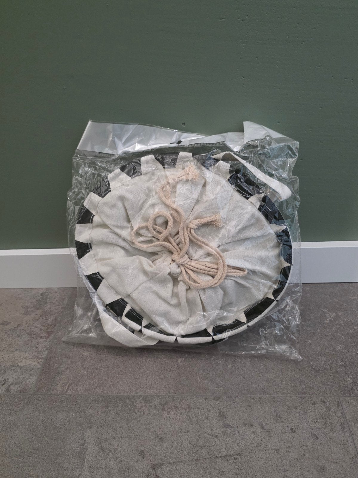 Anuna decoratie mand opbergmand zwart wit NIEUW, Ophalen of Verzenden, Nieuw, Rond