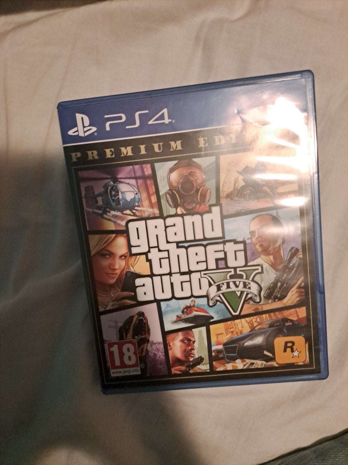Grand Theft Auto V (GTA 5) PS4 Premium Edition + kaart, Online, Gebruikt, Vanaf 18 jaar, 1 speler